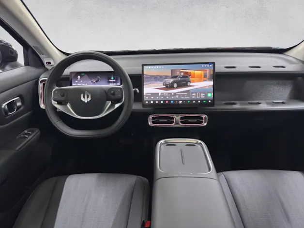 Leapmotor B10 1.5 Hybrid EV