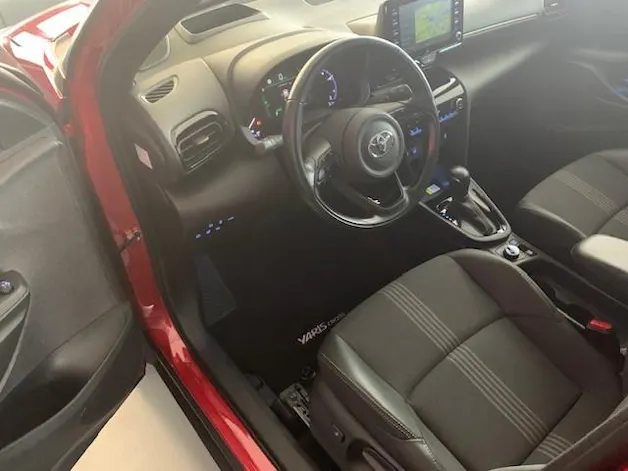 Toyota Yaris Cross 1.5 VVT-i HSD Adventure AWD-i