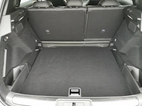 https://vehicle.imgix.net/4329642/9ec3b8db-eea9-4dd1-b7b9-f978e87a3f70.jpg