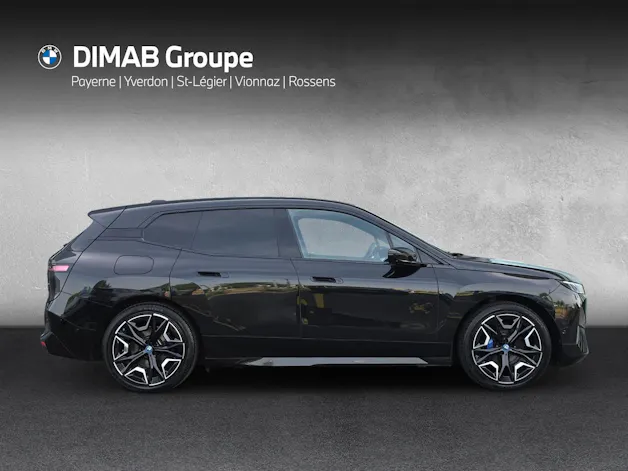 BMW iX xDrive40 M Sport i20 (CH)  AHK 2.5T ** Action de Leasing à 0.9% **