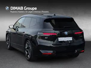 BMW iX xDrive40 M Sport i20 (CH)  AHK 2.5T ** Action de Leasing à 0.9% **
