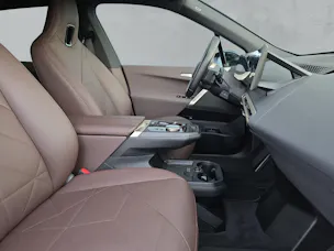 BMW iX xDrive40 M Sport i20 (CH)  AHK 2.5T ** Action de Leasing à 0.9% **