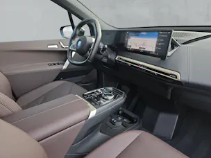 BMW iX xDrive40 M Sport i20 (CH)  AHK 2.5T ** Action de Leasing à 0.9% **