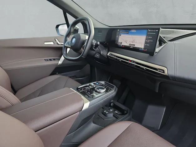 BMW iX xDrive40 M Sport i20 (CH) AHK 2.5T ** Action de Leasing à 0.9% **