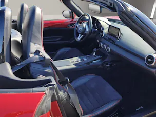 Mazda MX-5 2.0 Revolution Pack-Recaro