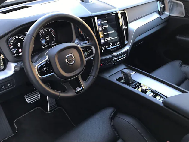 Volvo XC60 2.0 T8 TE R-Design eAWD