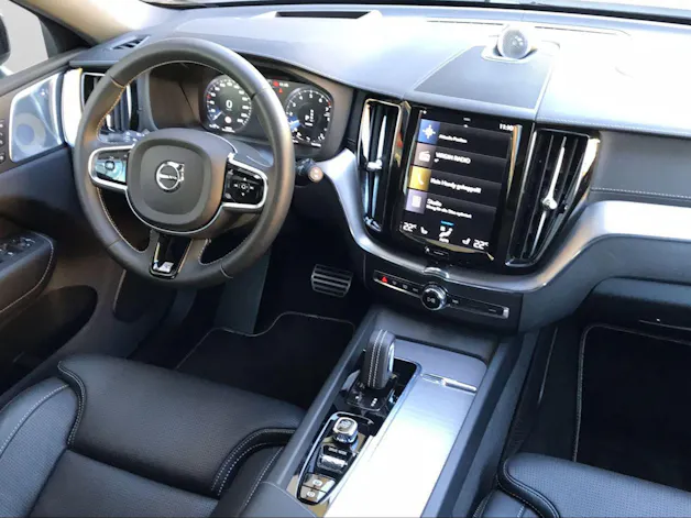 Volvo XC60 2.0 T8 TE R-Design eAWD