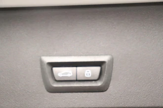 https://vehicle.imgix.net/4329747/675836f6-6c88-48ea-943d-9173d169f13c.JPG