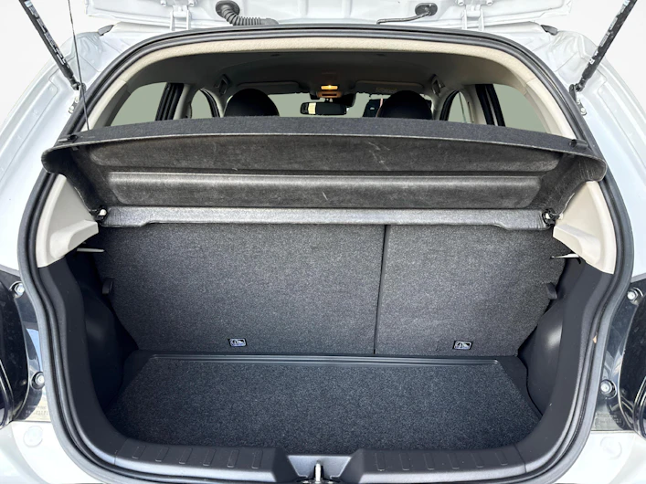 Fahrzeugbild MITSUBISHI SPACE STAR