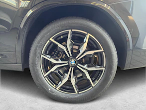 https://vehicle.imgix.net/4329768/17dcb639-65a1-4a57-9594-ce1b5b561e29.jpg