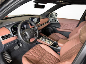 https://vehicle.imgix.net/4329800/4db5c2e9-e69b-46ef-8bb0-957141f5d7d7.jpg