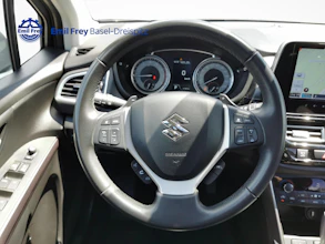 https://vehicle.imgix.net/4329804/d57a7584-8e3c-408d-ad11-f1c670ca82bc.jpg
