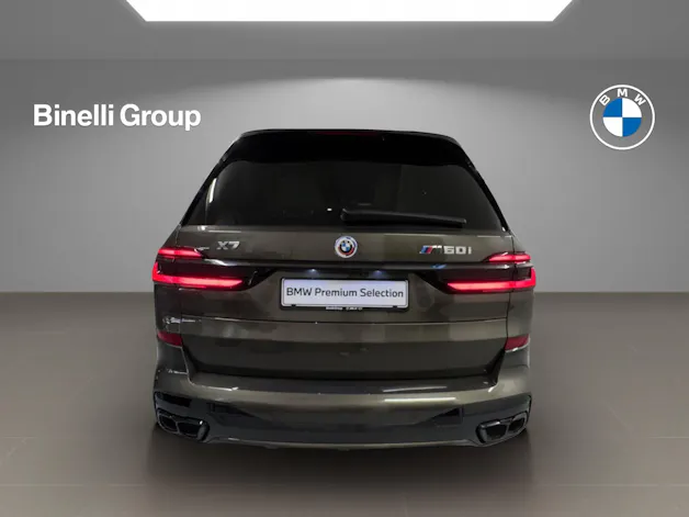 BMW X7 M60i