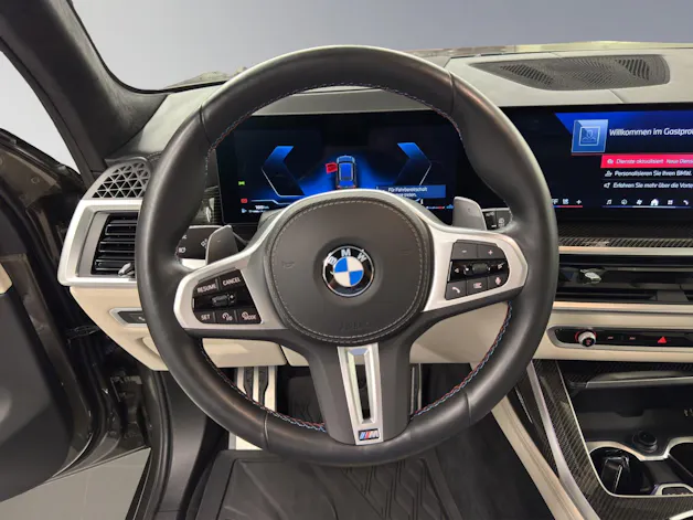 BMW X7 M60i