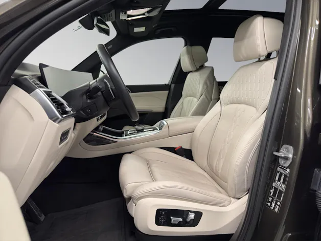 BMW X7 M60i