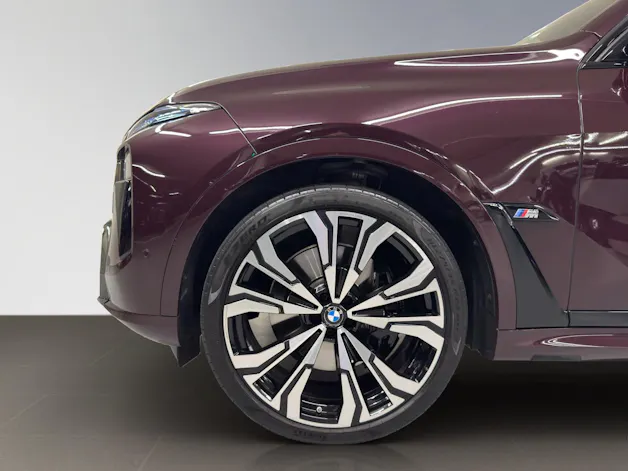 BMW X7 M60i