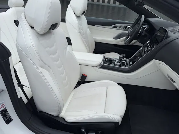 BMW M850i xDrive Cabriolet THE 8 Edition Haute Couture