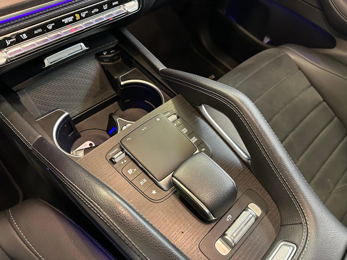 immagine del veicolo MERCEDES-BENZ GLE 300