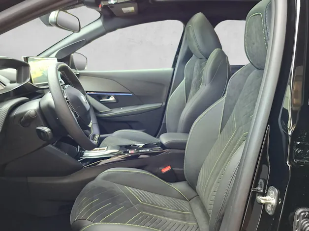 Peugeot 208 1.2 Hybrid 145 GT
