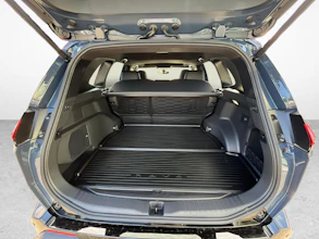 https://vehicle.imgix.net/4329963/887b8ec9-bce7-48fd-af52-6f4a337dff8d.jpg