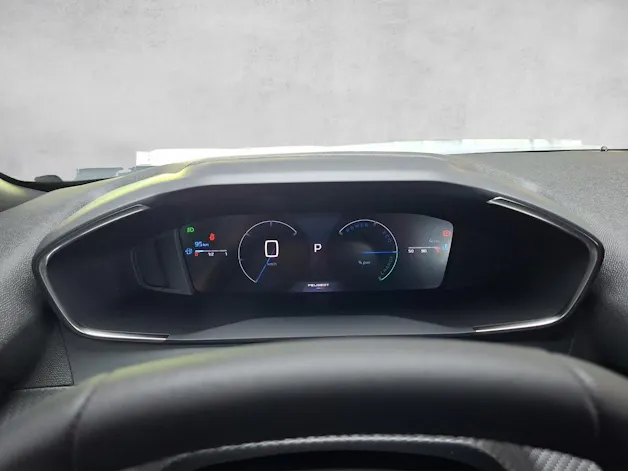 Peugeot 2008 1.2 Hybrid Allure
