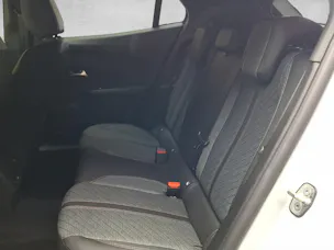 Peugeot 2008 1.2 Hybrid Allure