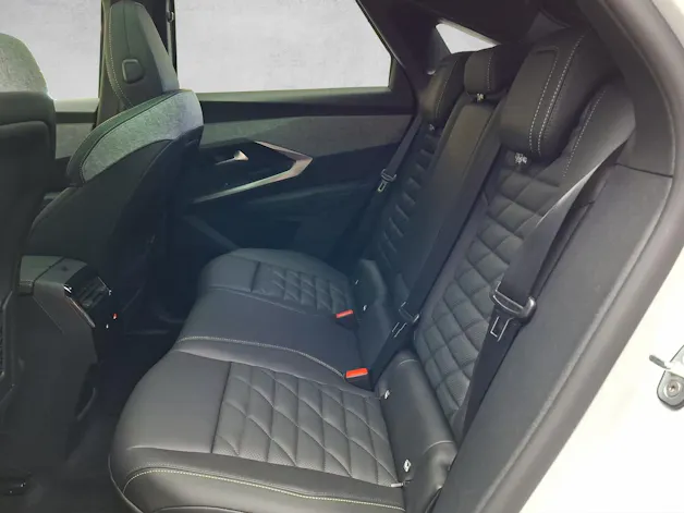 Peugeot 3008 e-GT Exclusive AWD 73kWh