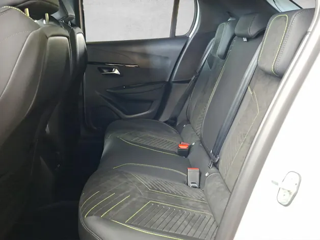 Peugeot 208 1.2 Hybrid 145 GT