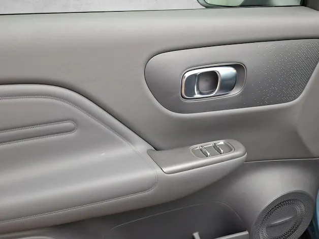 Leapmotor B10 1.5 Hybrid EV