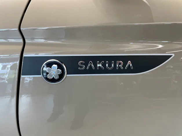 Suzuki Swift 1.2 Sakura Hybrid