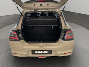 https://vehicle.imgix.net/4329997/b15f1c72-e73c-40af-b25e-f64759fa49b0.jpg