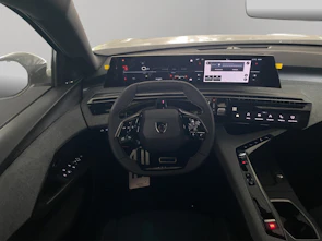 image du véhicule PEUGEOT 3008 1.2 Hybrid GT