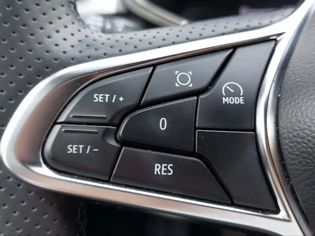 Renault Captur 1.3 TCe 140 techno