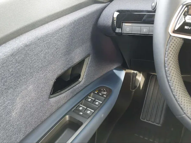 Renault R4 E-Tech Comfort Range techno