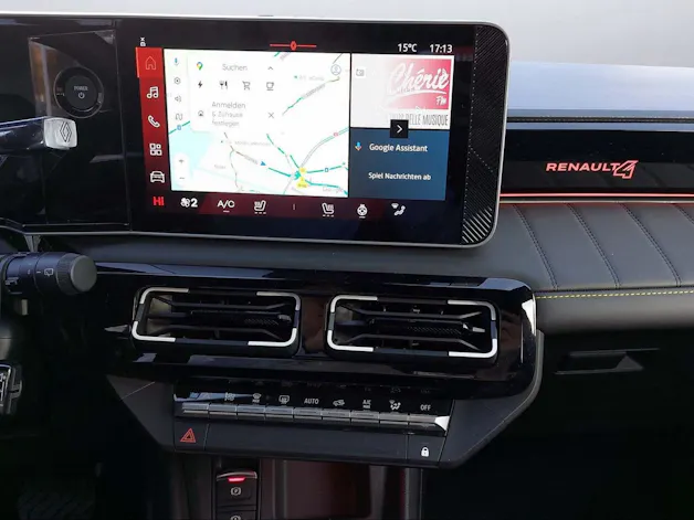 Renault R4 E-Tech Comfort Range iconic