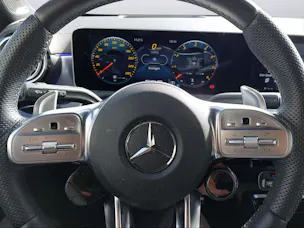 Mercedes-Benz CLA 35 AMG 4matic Shooting Brake