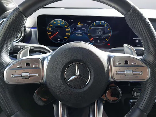 Mercedes-Benz CLA 35 AMG 4matic Shooting Brake
