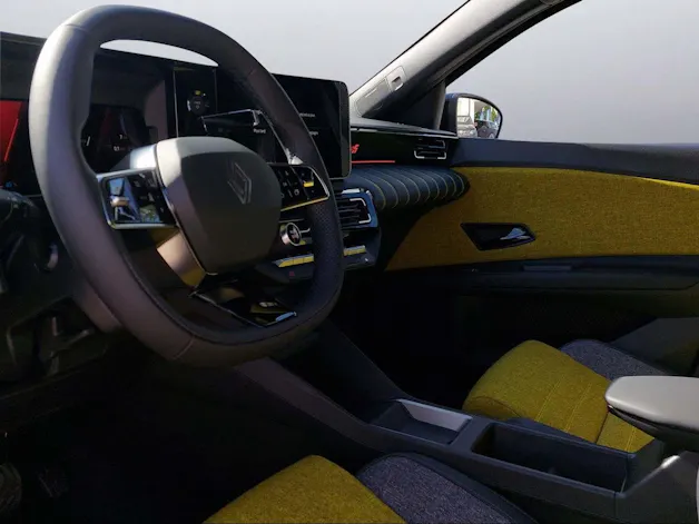 Renault R5 E-Tech Comfort Range iconic five