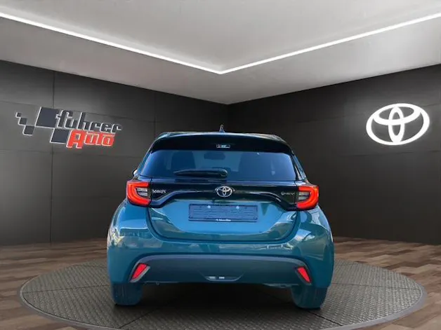 Toyota Yaris 1.5 VVT-i HSD Trend