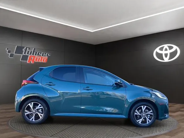 Toyota Yaris 1.5 VVT-i HSD Trend
