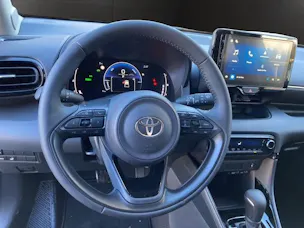 Toyota Yaris 1.5 VVT-i HSD Trend