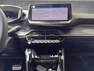 Peugeot 208 1.2 Hybrid 145 GT