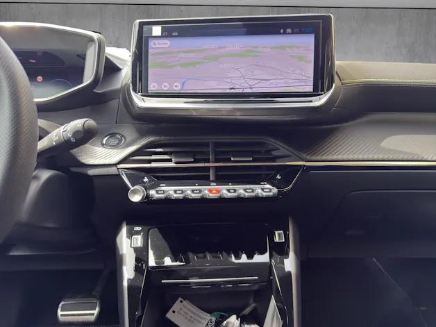 Peugeot 208 1.2 Hybrid 145 GT