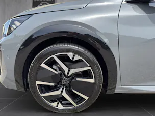 Peugeot 208 1.2 Hybrid 145 GT