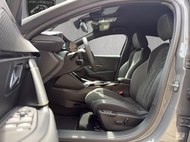 Peugeot 208 1.2 Hybrid 145 GT