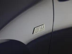 BMW iX M70