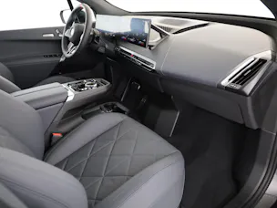 BMW iX M70