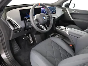 BMW iX M70