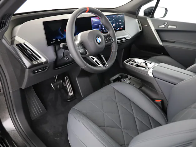BMW iX M70