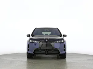 BMW iX M70